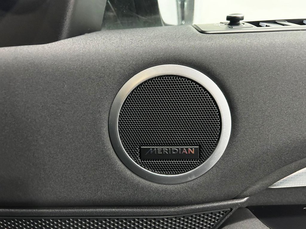 Used Land Rover Discovery 2020 for sale - 76962559: Photo 24