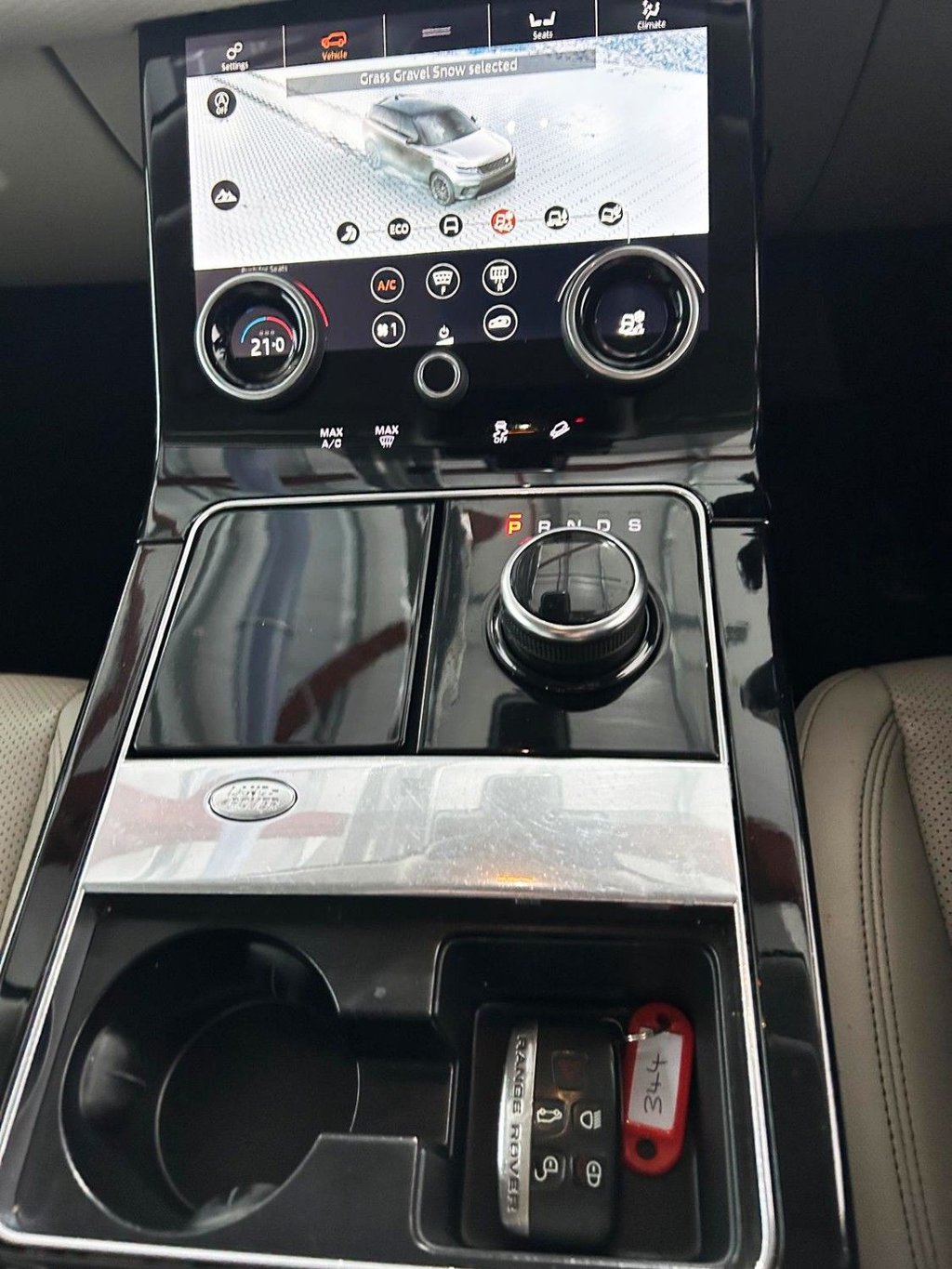 Used Land Rover Range Rover Velar 2018 for sale - 77421992: Photo 18