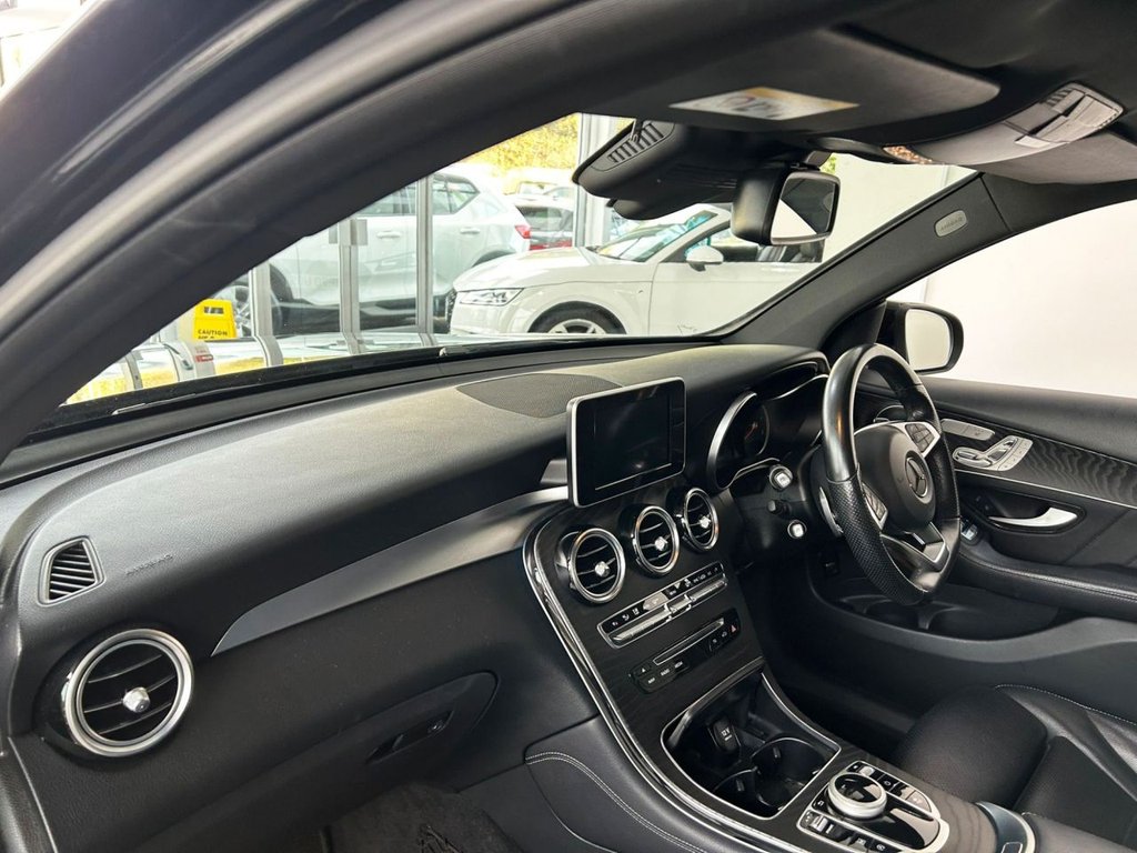 Used Mercedes-Benz GLC 2018 for sale - 76396214: Photo 16