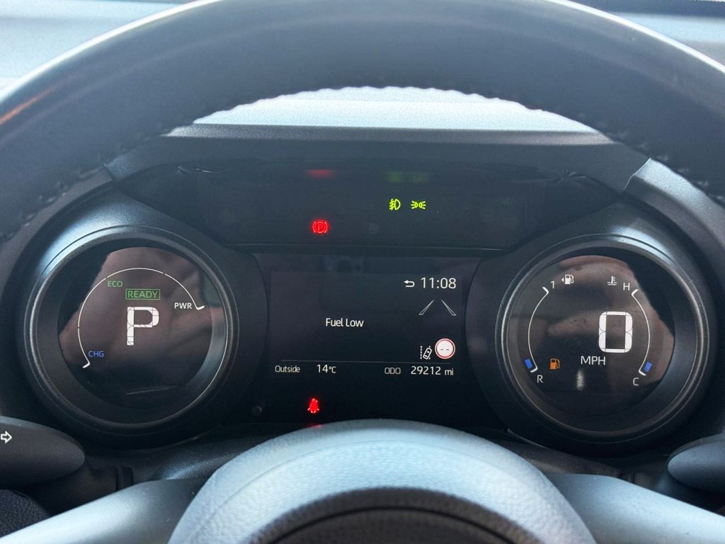 Used Toyota Yaris 2022 for sale - 77507618: Photo 19