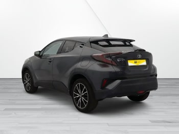Used Toyota C-HR 2019 for sale - 76210766: Photo 4