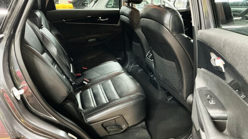 Used Kia Sorento 2016 for sale - 77227426: Photo 12