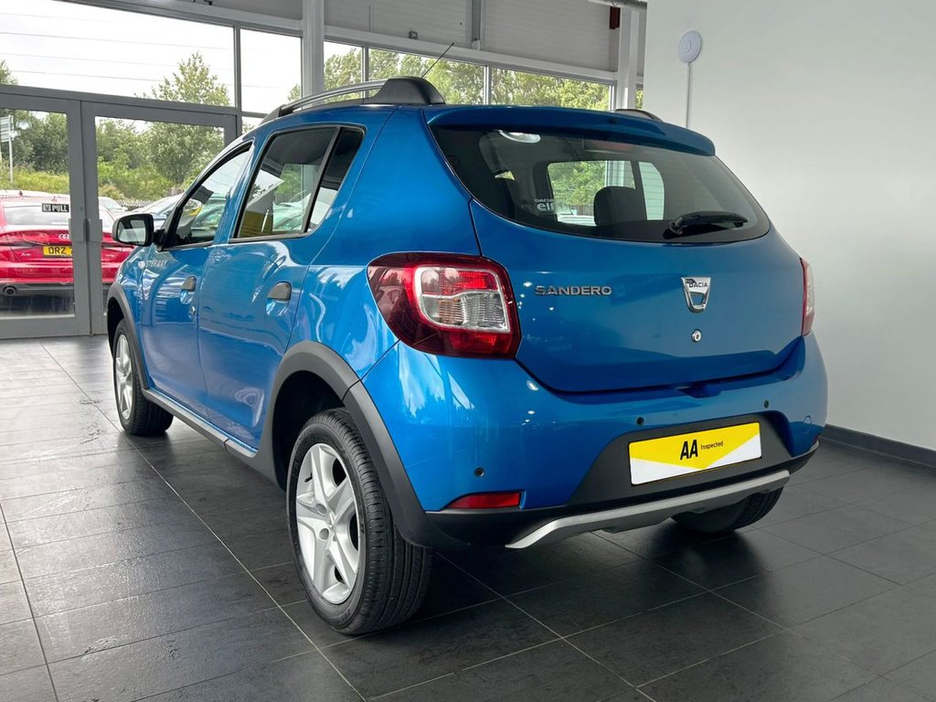 Used Dacia Sandero Stepway 2016 for sale - 76105476: Photo 9