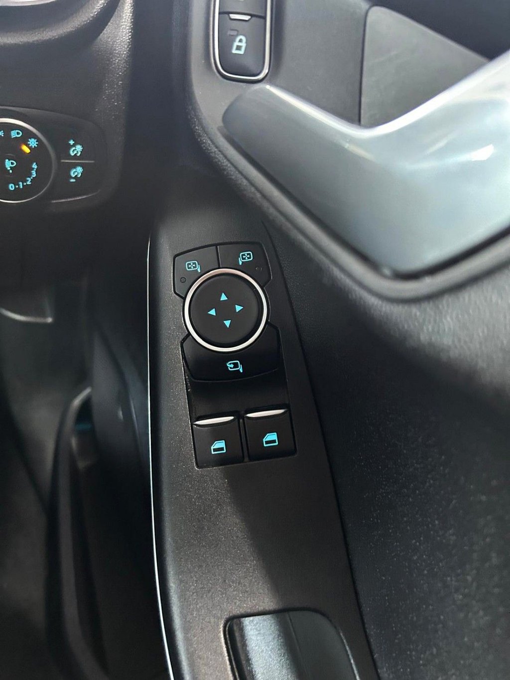 Used Ford Fiesta 2019 for sale - 76655083: Photo 23