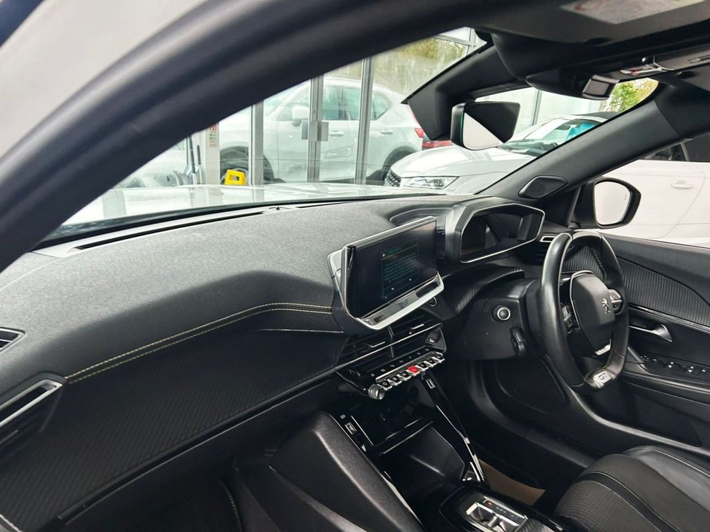 Used Peugeot E-2008 2022 for sale - 76406859: Photo 15
