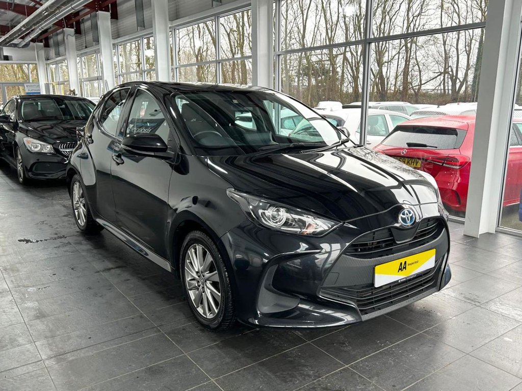 Used Toyota Yaris 2022 for sale - 77976604: Photo 4