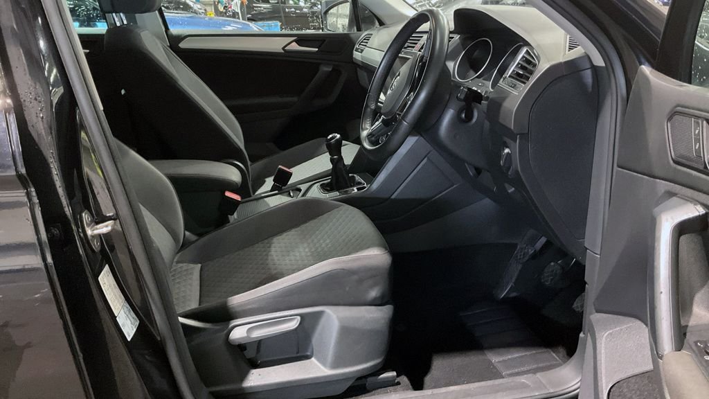 Used Volkswagen Tiguan 2019 for sale - 76173010: Photo 11
