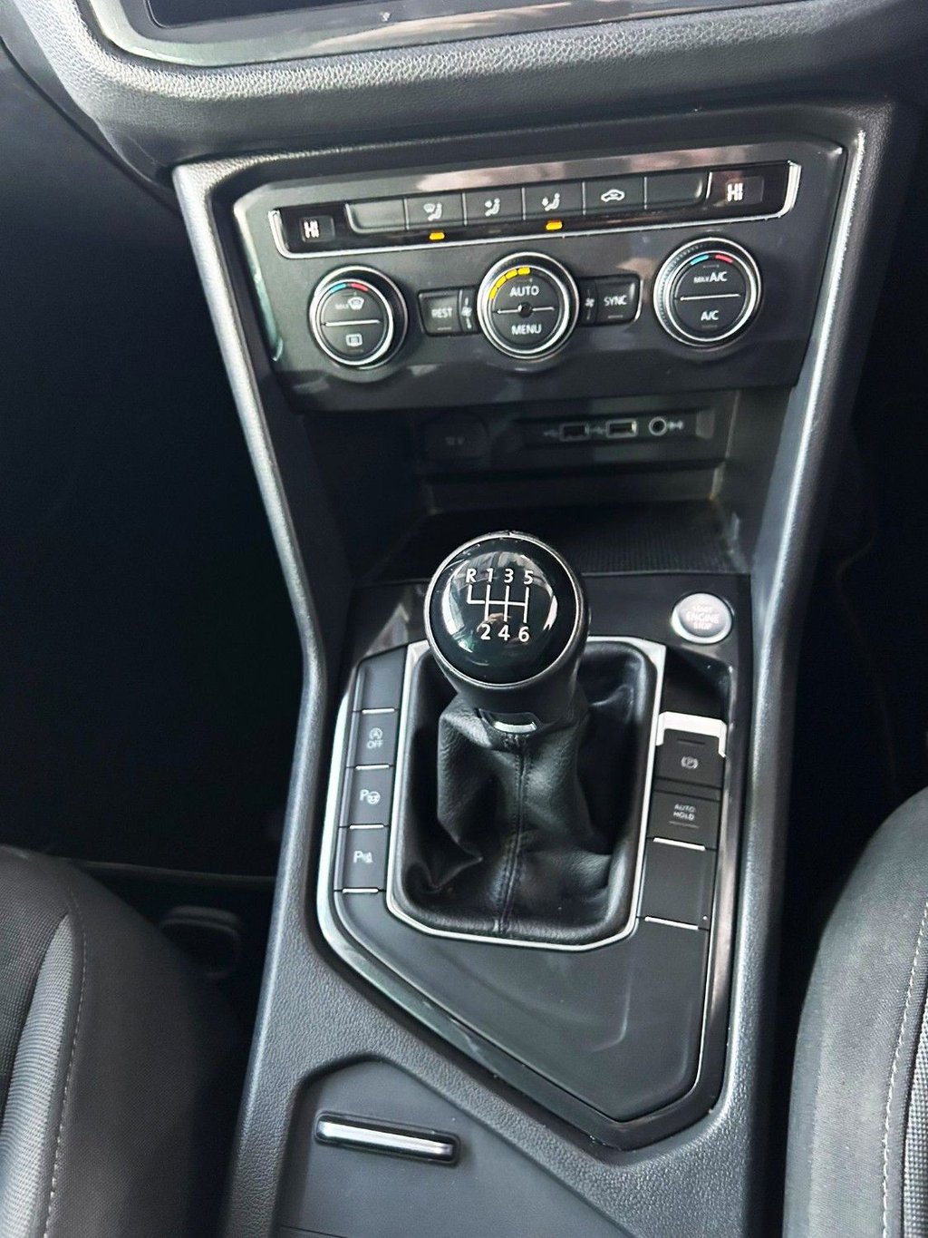 Used Volkswagen Tiguan 2019 for sale - 76173010: Photo 17