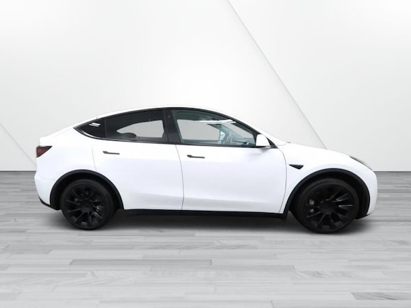 Used Tesla Model Y 2022 for sale - 76173015: Photo 5