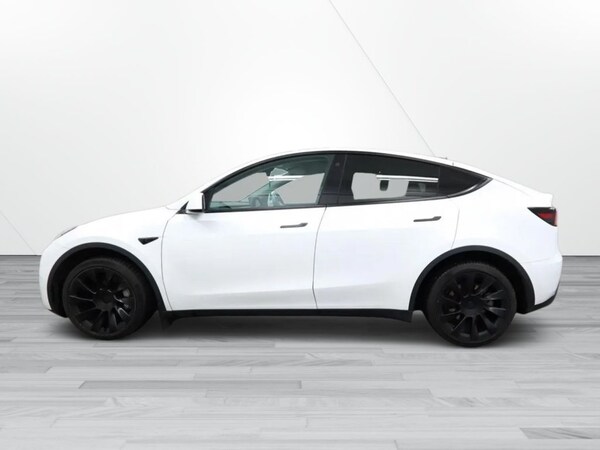 Used Tesla Model Y 2022 for sale - 76173015: Photo 6