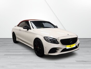 Used Mercedes-Benz C Class 2018 for sale - 76210762: Photo 2
