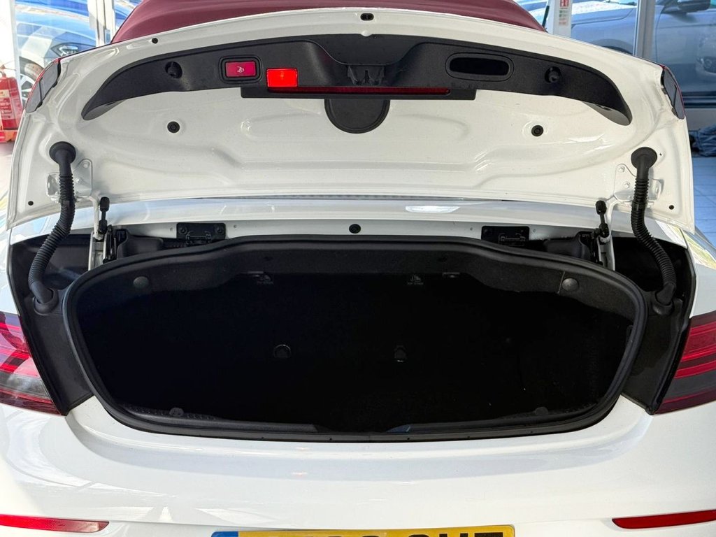 Used Mercedes-Benz C Class 2018 for sale - 76210762: Photo 34