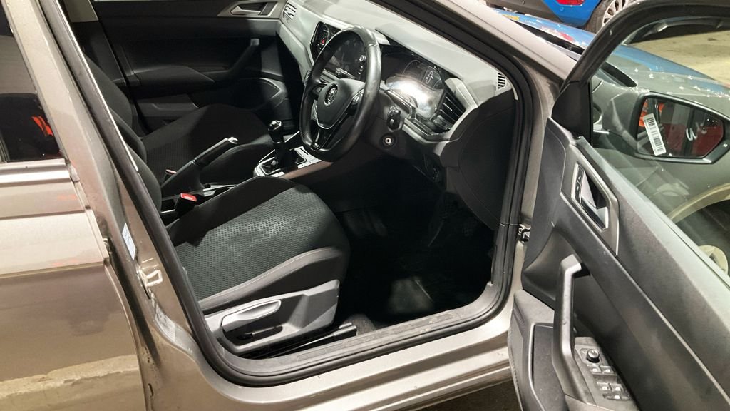 Used Volkswagen Polo 2018 for sale - 76841535: Photo 11