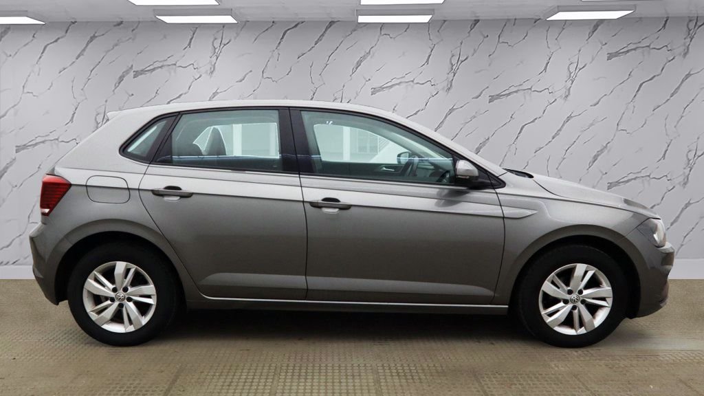 Used Volkswagen Polo 2018 for sale - 76841535: Photo 6