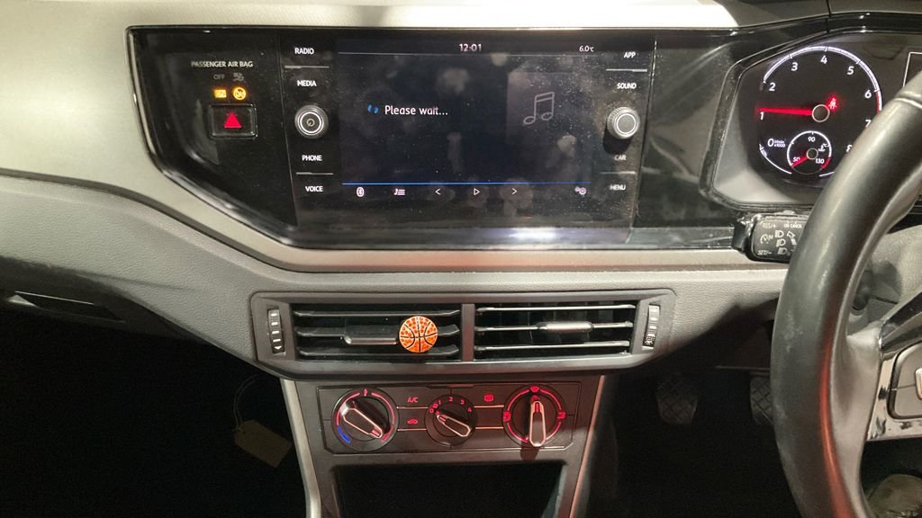 Used Volkswagen Polo 2018 for sale - 76841535: Photo 9