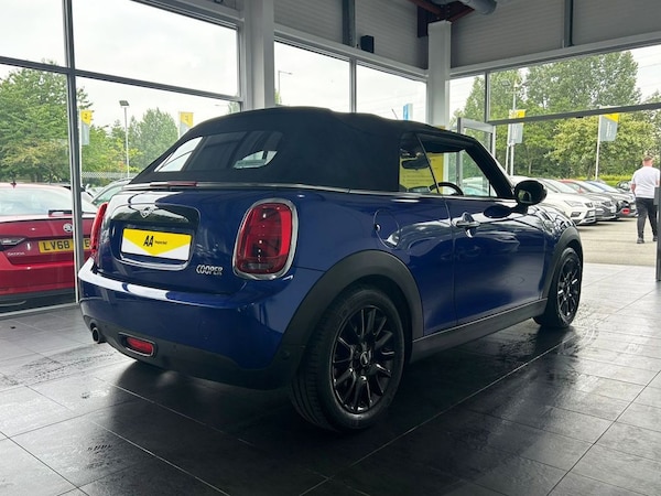 Used MINI Convertible 2019 for sale - 75207119: Photo 15