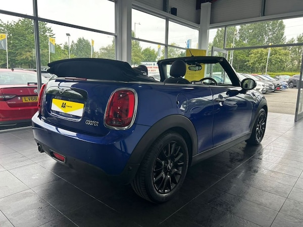 Used MINI Convertible 2019 for sale - 75207119: Photo 16