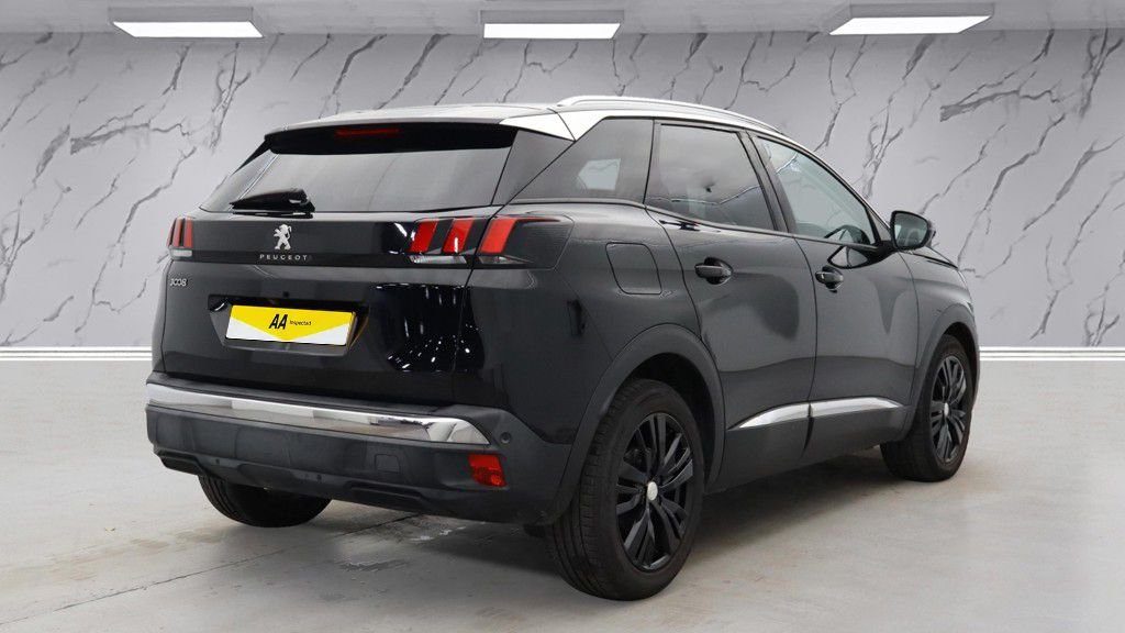 Used Peugeot 3008 2018 for sale - 76841539: Photo 4