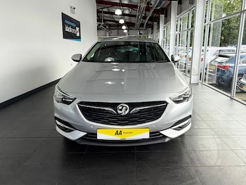 Used Vauxhall Insignia 2017 for sale - 75230208: Photo