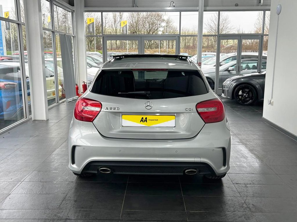 Used Mercedes-Benz A-Class 2015 for sale - 77110783: Photo 10