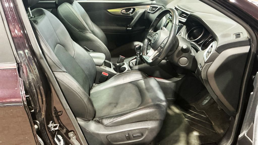Used Nissan Qashqai 2018 for sale - 76841404: Photo 11