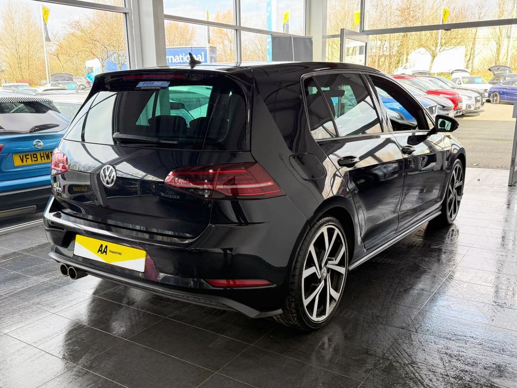 Used Volkswagen Golf 2017 for sale - 77890877: Photo 13