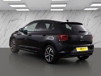 Used Volkswagen Polo 2021 for sale - 77250632: Photo