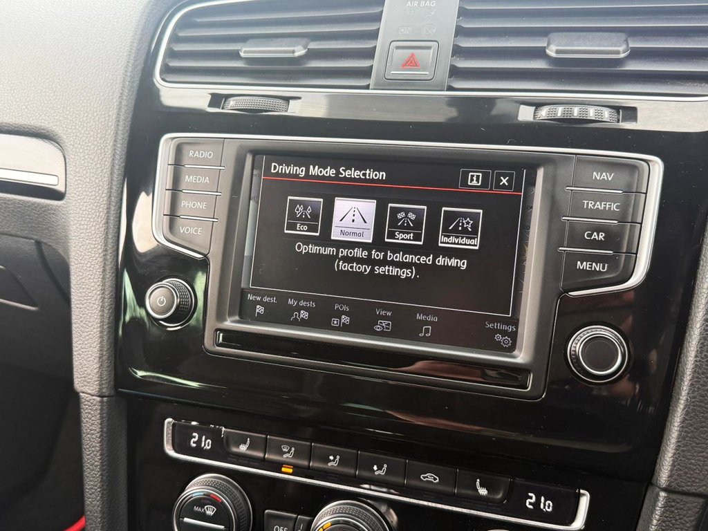 Used Volkswagen Golf 2017 for sale - 77199766: Photo 24