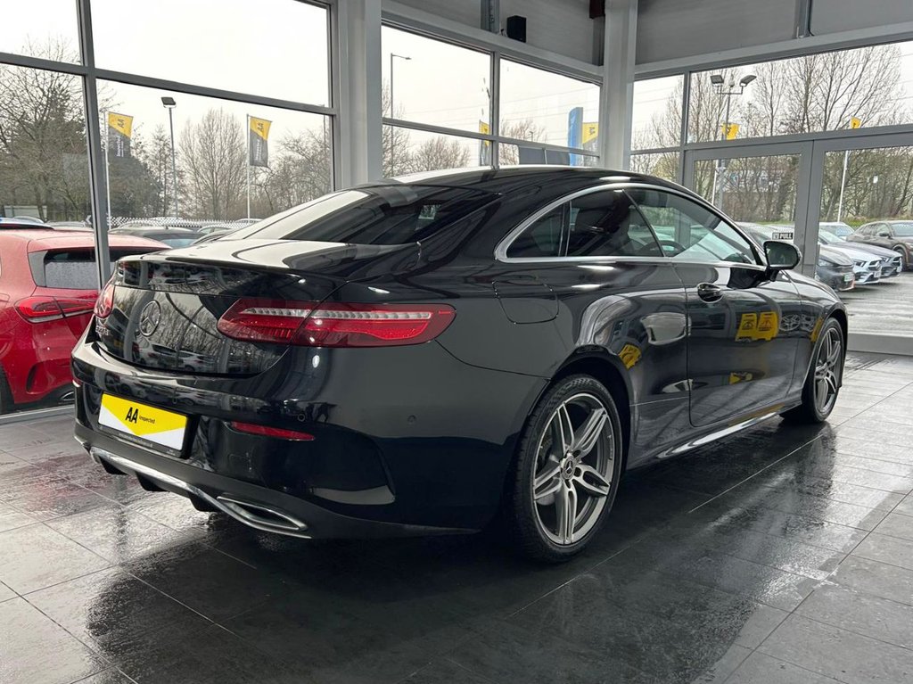 Used Mercedes-Benz E Class 2020 for sale - 76973619: Photo 12