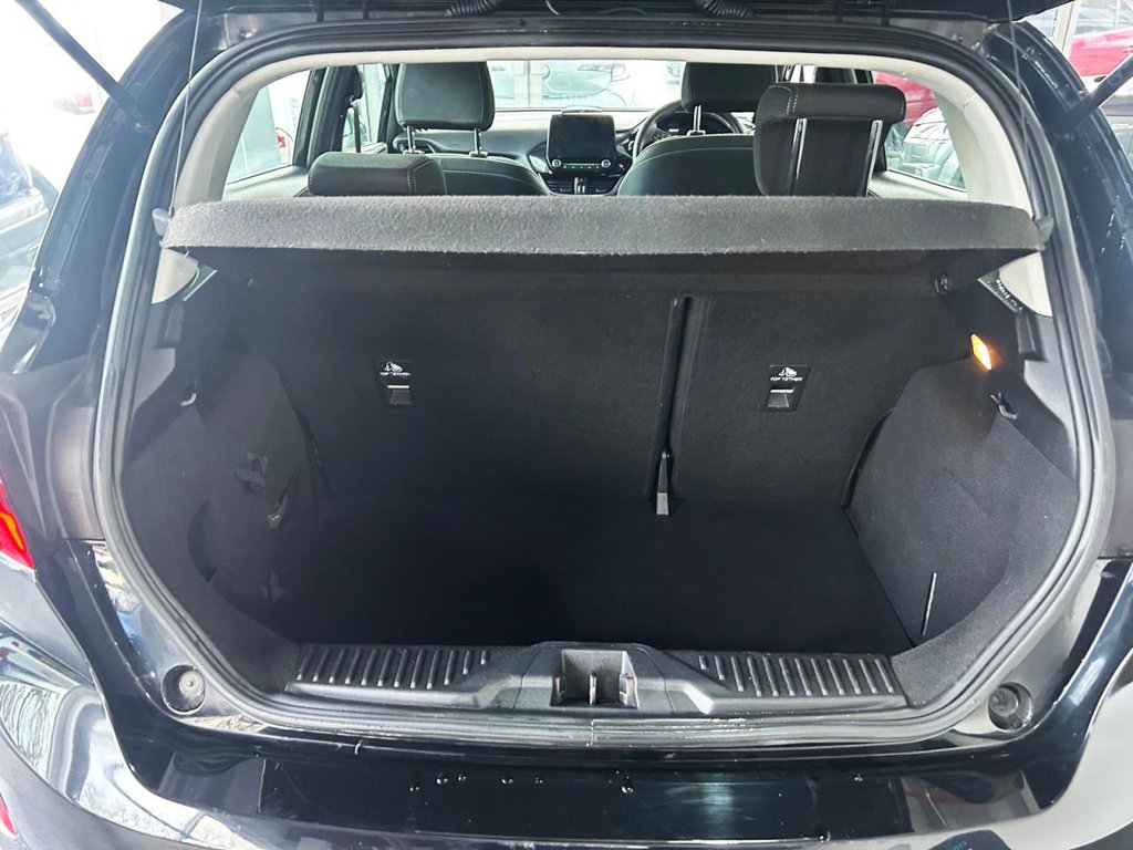 Used Ford Fiesta 2018 for sale - 77976627: Photo 22