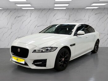 Used Jaguar XF 2019 for sale - 77263760: Photo