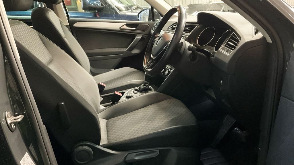 Used Volkswagen Tiguan 2019 for sale - 78016871: Photo 11