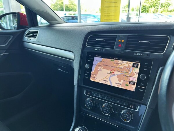 Used Volkswagen Golf 2020 for sale - 75134869: Photo 17