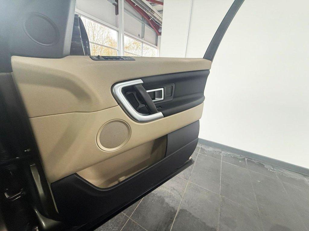 Used Land Rover Discovery Sport 2015 for sale - 77507589: Photo 23