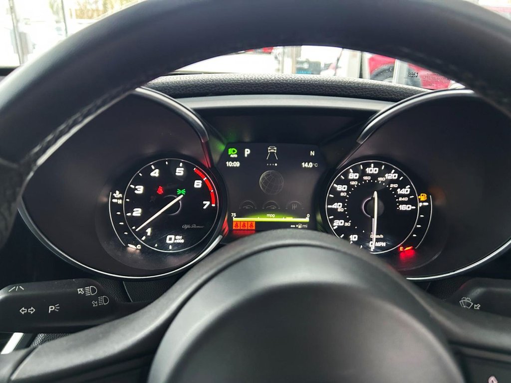 Used Alfa Romeo Giulia 2018 for sale - 77384469: Photo 19