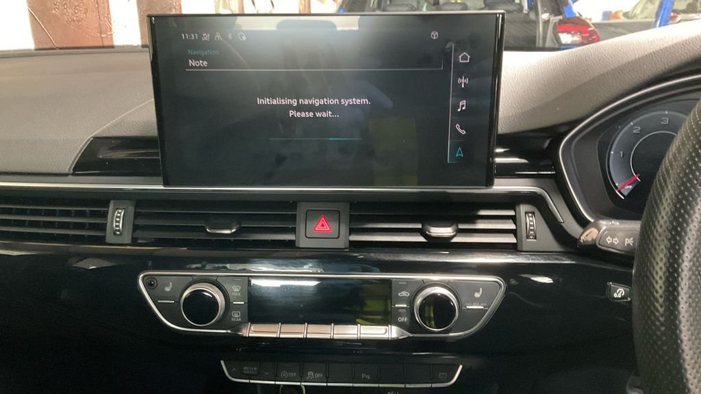 Used Audi A4 2021 for sale - 77342027: Photo 9