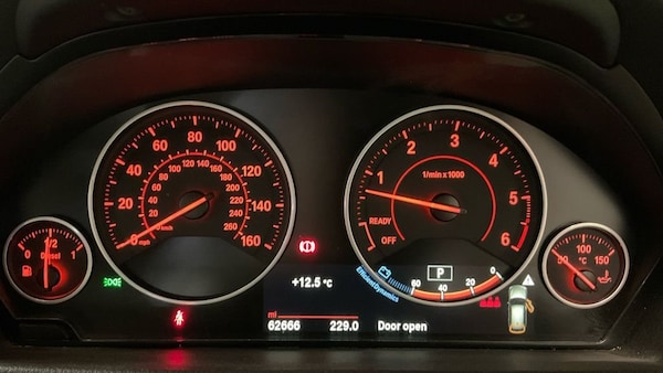 Used BMW 3 Series 2018 for sale - 76148222: Photo 10