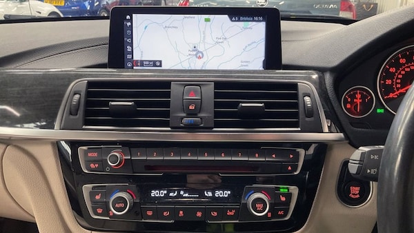 Used BMW 3 Series 2018 for sale - 76148222: Photo 9