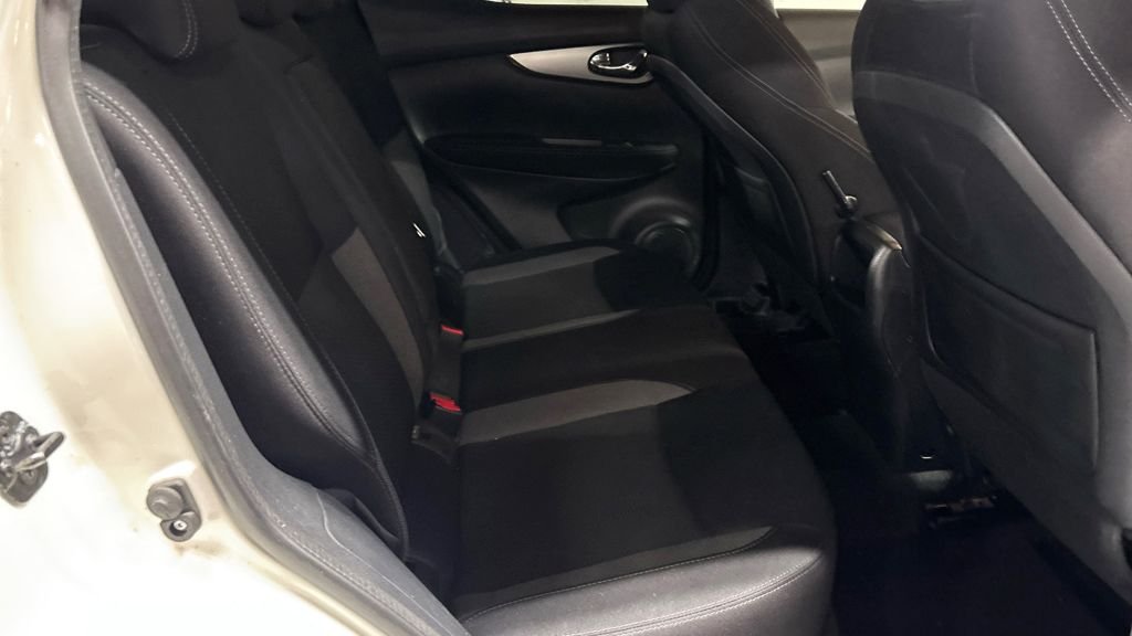 Used Nissan Qashqai 2018 for sale - 78017410: Photo 14