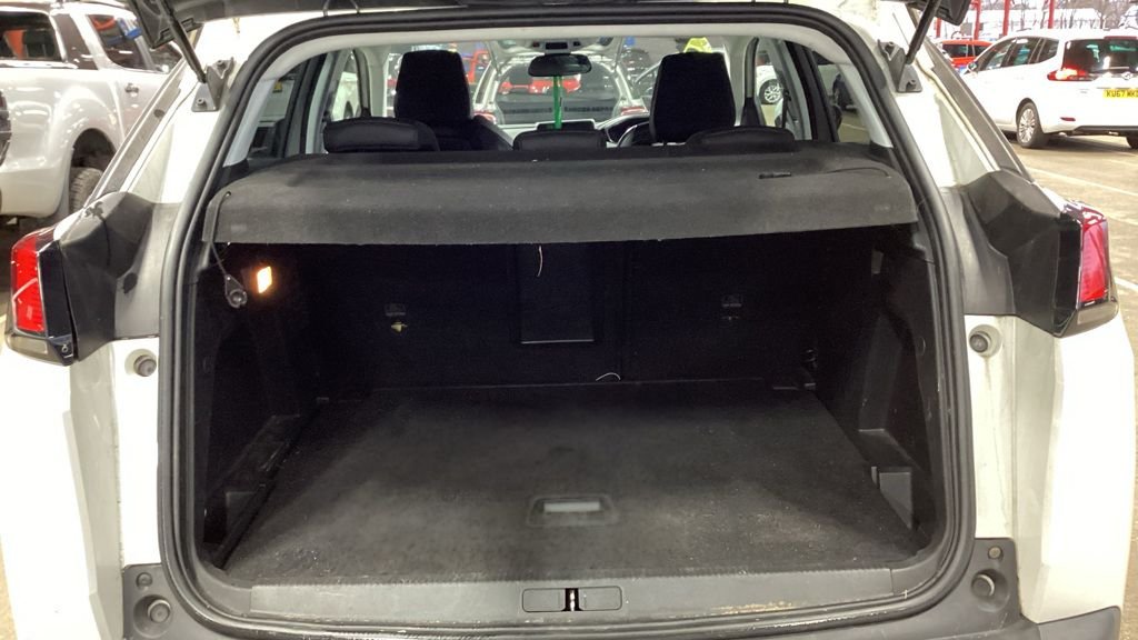 Used Peugeot 3008 2019 for sale - 76883785: Photo 13