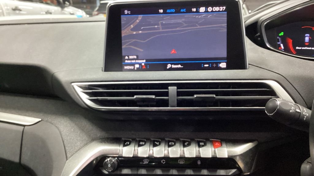 Used Peugeot 3008 2019 for sale - 76883785: Photo 9