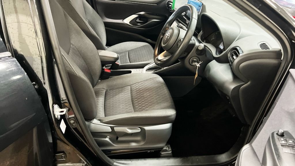 Used Toyota Yaris 2022 for sale - 76841431: Photo 11