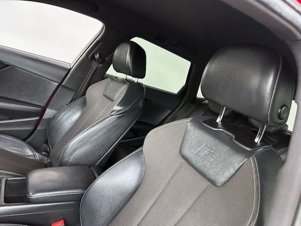 Used Audi A4 Avant 2017 for sale - 76202669: Photo 14