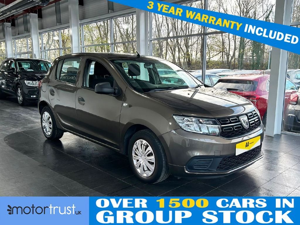 Used Dacia Sandero 2018 for sale - 76654617: Photo 1