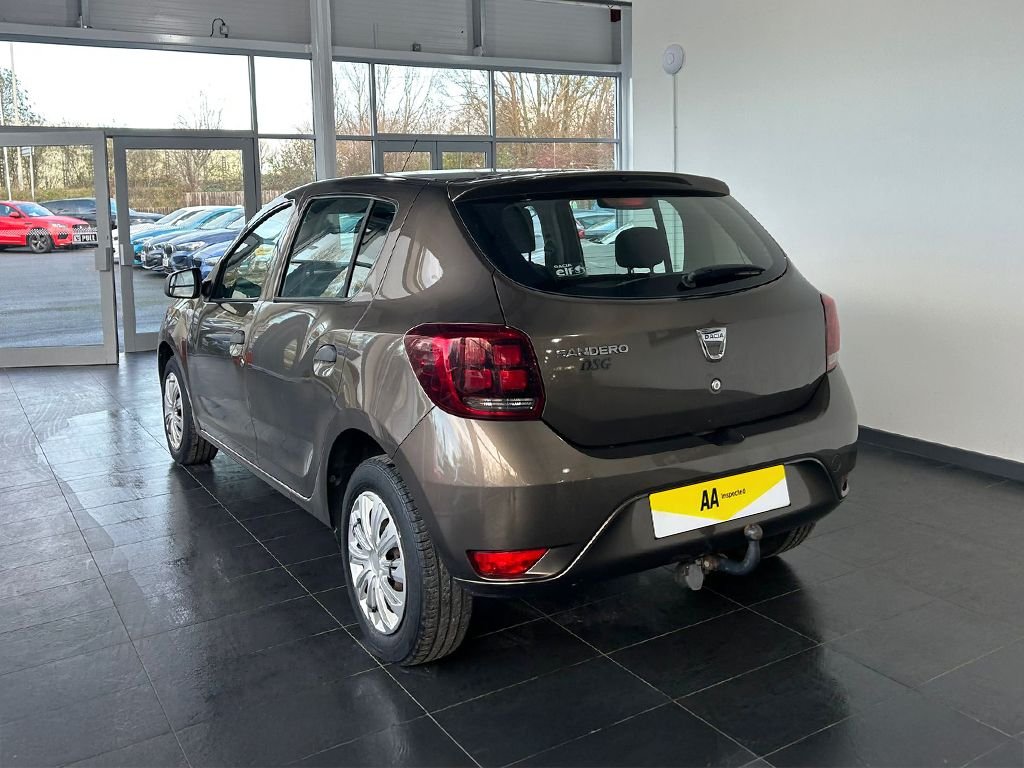 Used Dacia Sandero 2018 for sale - 76654617: Photo 10