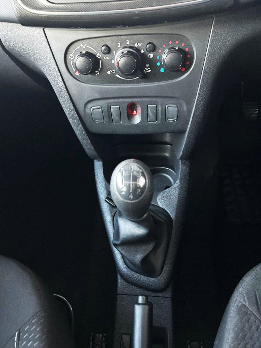 Used Dacia Sandero 2018 for sale - 76654617: Photo 16