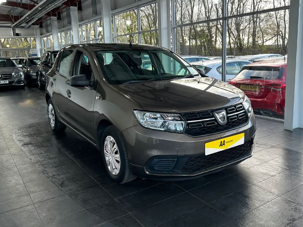 Used Dacia Sandero 2018 for sale - 76654617: Photo 3