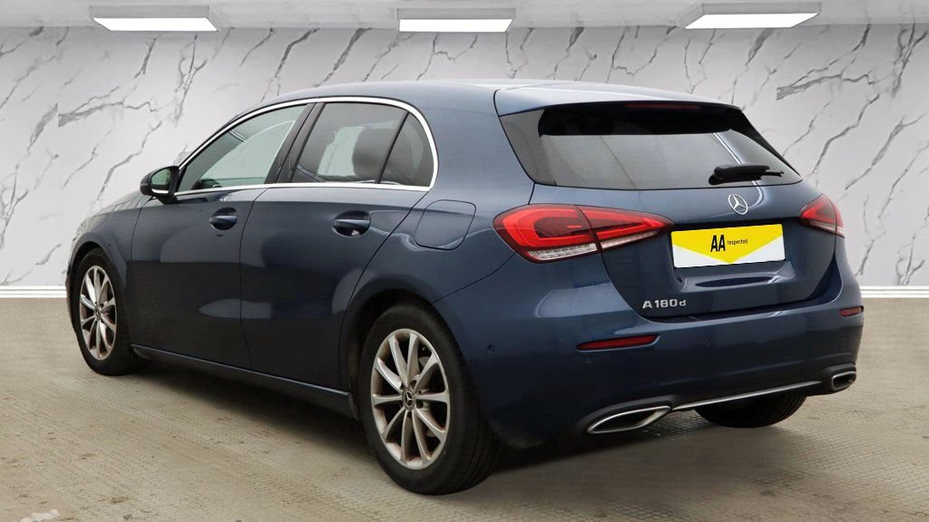 Used Mercedes-Benz A-Class 2019 for sale - 76883718: Photo 3