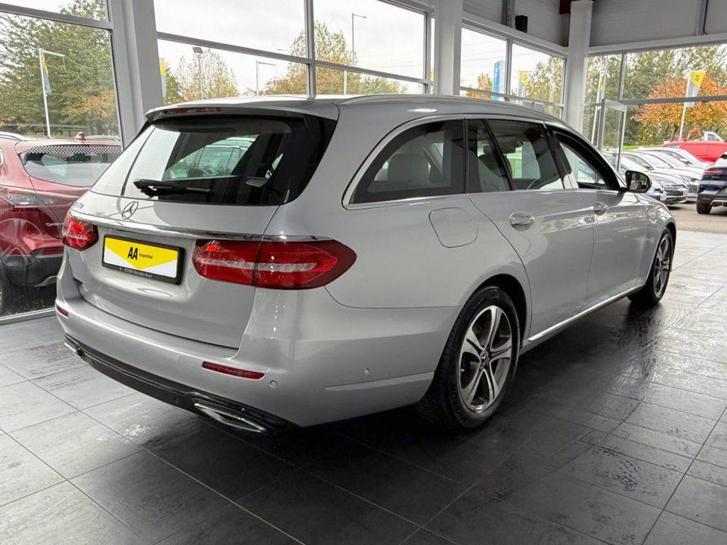 Used Mercedes-Benz E Class 2019 for sale - 76172993: Photo 12