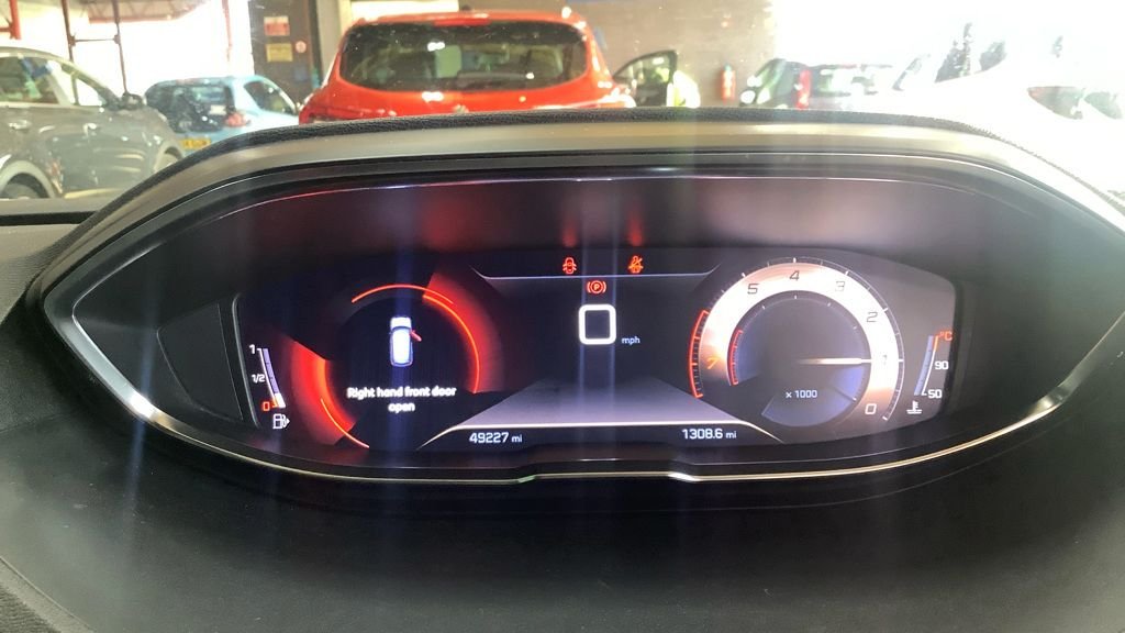 Used Peugeot 3008 2020 for sale - 77835457: Photo 12